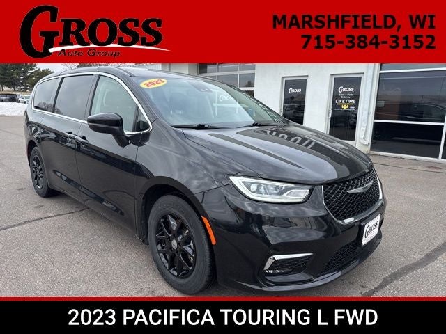 2023 Chrysler Pacifica Touring L in Brilliant Black Crystal Pearlcoat — front three-quarter view